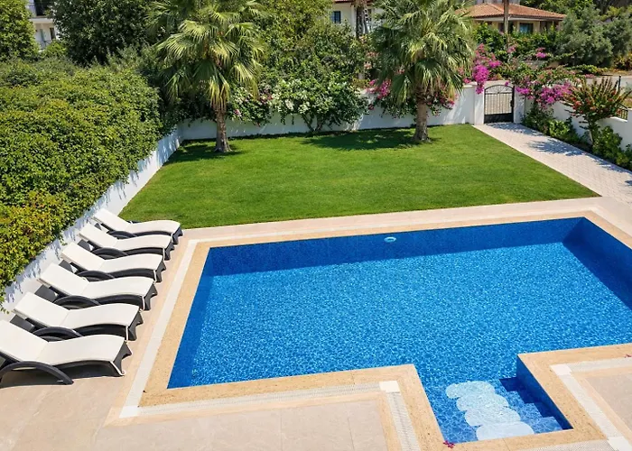 Vila Organic - 6 Person Private Luxury