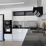 Organic - 6 Person Private Luxury