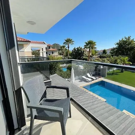 Organic - 6 Person Private Luxury 달리안